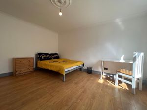 Photo 16- click for photo gallery